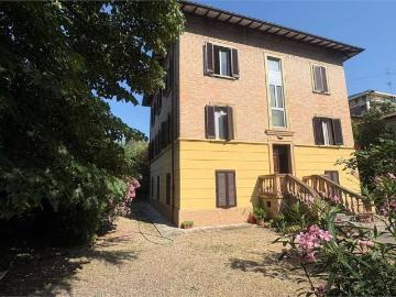 Villa in vendita a Modena MO
