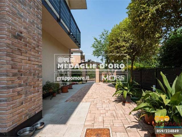 Villa in vendita a Modena MO