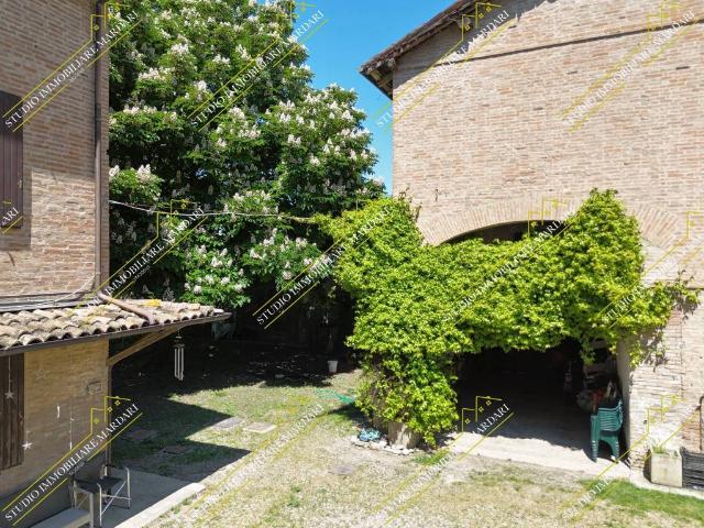 Villa in vendita a Modena MO