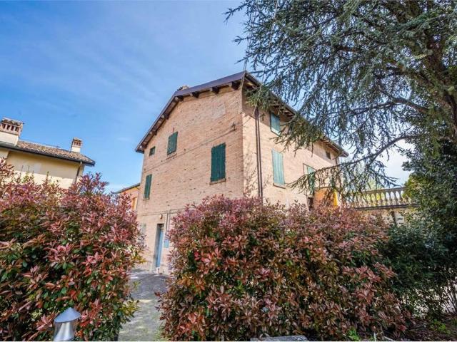 Villa in vendita a Modena MO