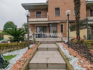 Villa in vendita a Modena MO