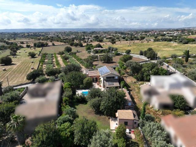 Villa in vendita a Modica RG