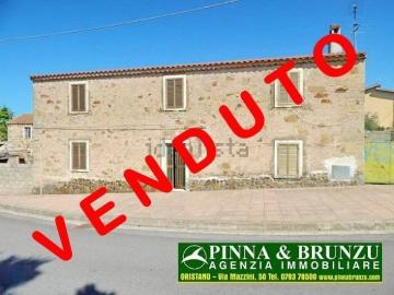 Villa in vendita a Mogorella OR
