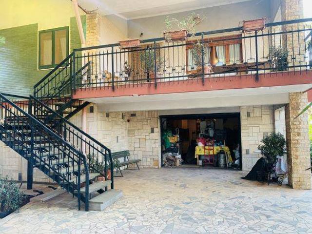 Villa in vendita a Mola di Bari BA