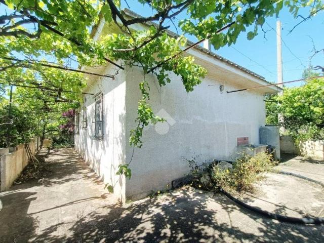 Villa in vendita a Mola di Bari BA