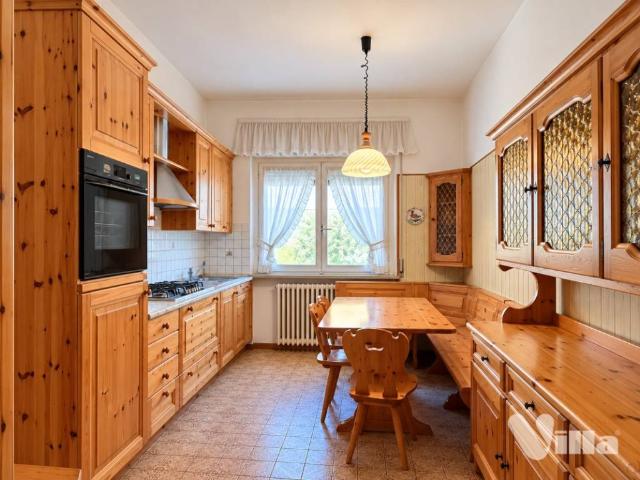 Villa in vendita a Molteno LC