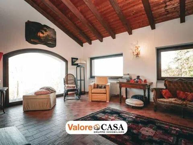 Villa in vendita a Mombaldone AT