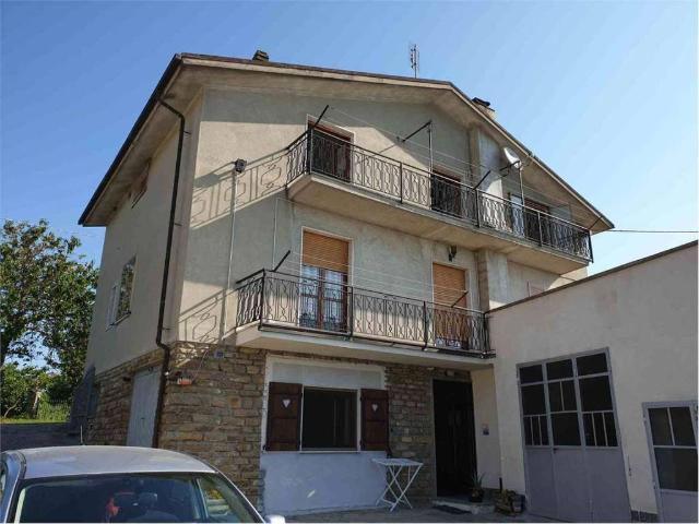 Villa in vendita a Mombarcaro CN