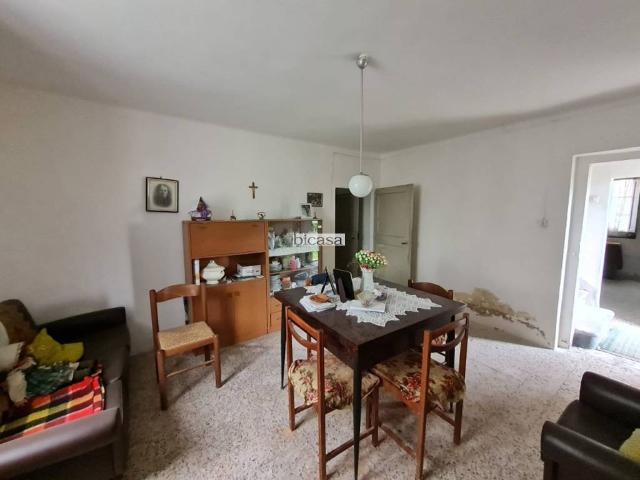 Villa in vendita a Mombaroccio PU