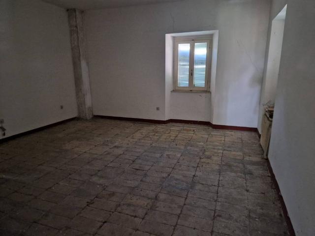 Villa in vendita a Mombaroccio PU