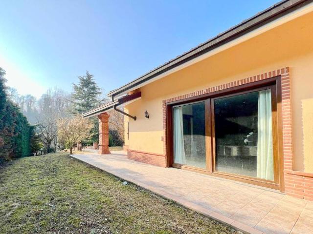 Villa in vendita a Mombello di Torino TO