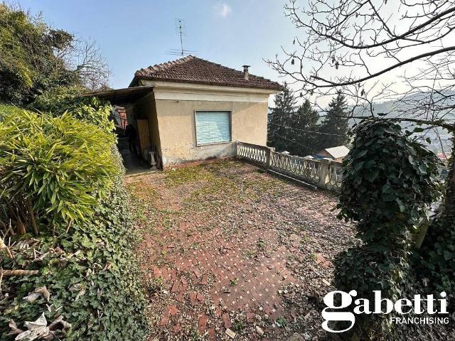 Villa in vendita a Mombercelli AT