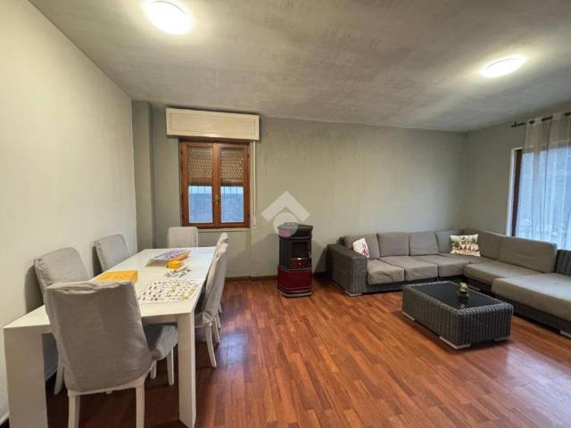 Villa in vendita a Momo NO