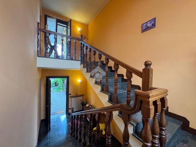 Villa in vendita a Momo NO