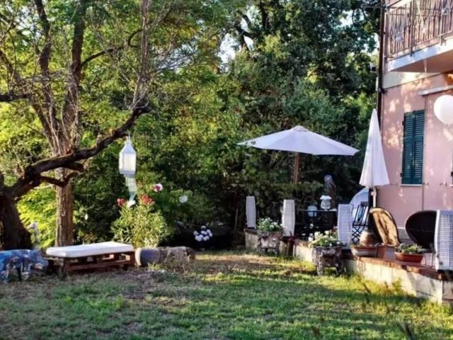 Villa in vendita a Momperone AL