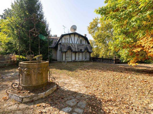 Villa in vendita a Moncalieri 1000m² Moncalieri