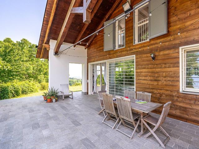 Villa in vendita a Moncalieri 220m² Moncalieri