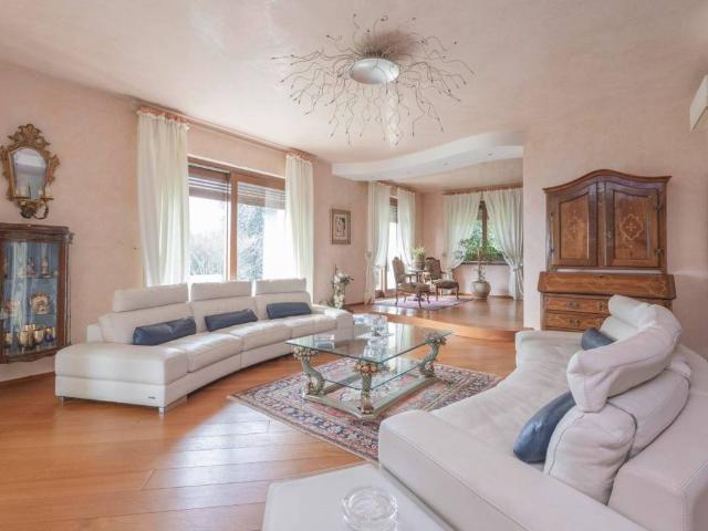 Villa in vendita a Moncalieri TO