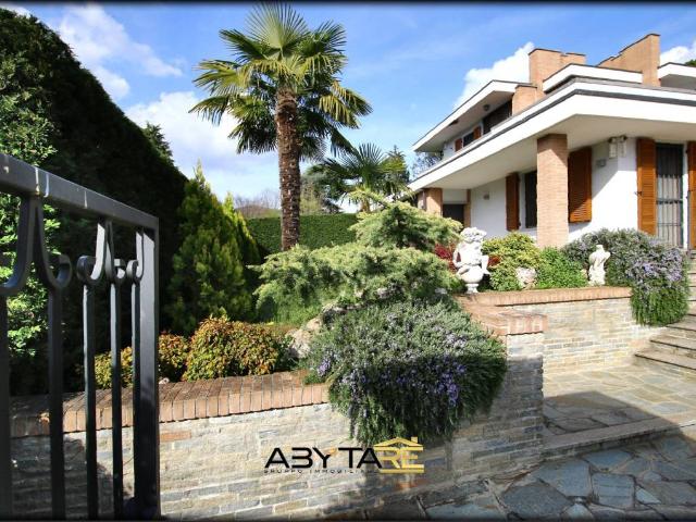 Villa in vendita a Moncalieri TO