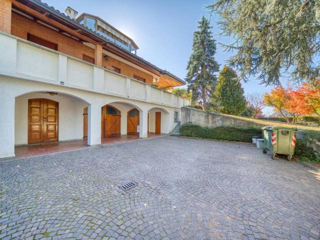 Villa in vendita a Moncalieri TO