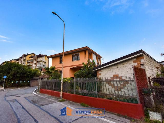 Villa in vendita a Moncalieri TO