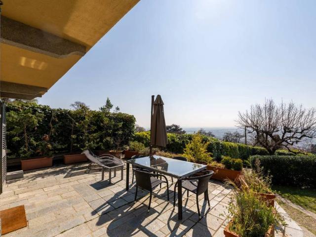 Villa in vendita a Moncalieri TO