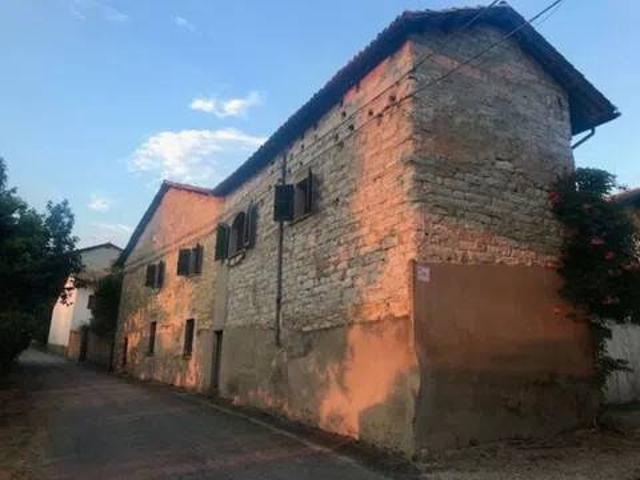 Villa in vendita a Moncalvo AT