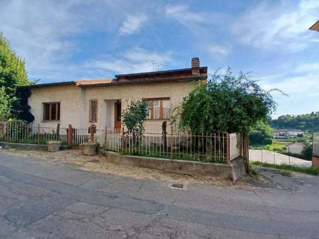 Villa in vendita a Moncalvo AT