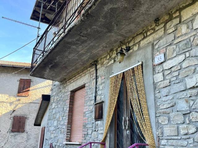 Villa in vendita a Monchio delle Corti PR
