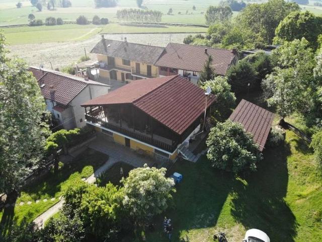 Villa in vendita a Moncrivello VC