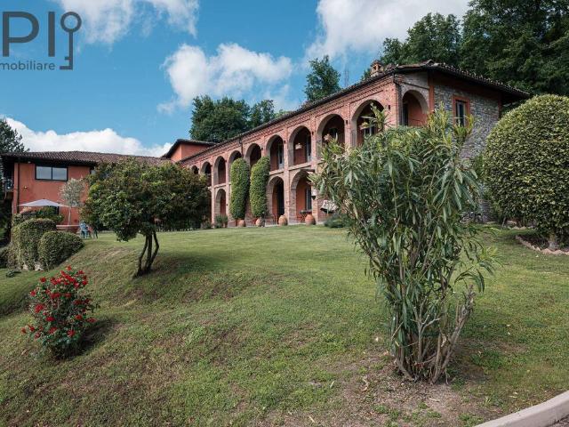 Villa in vendita a Monastero Bormida AT