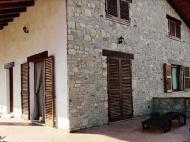 Villa in vendita a Monastero Bormida AT