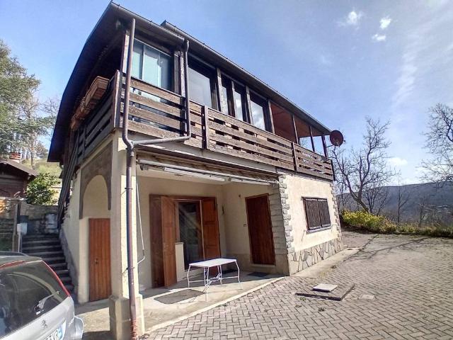 Villa in vendita a Monghidoro BO