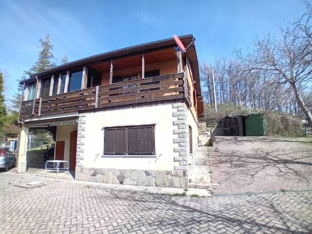 Villa in vendita a Monghidoro BO