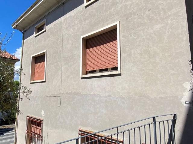 Villa in vendita a Mondavio PU