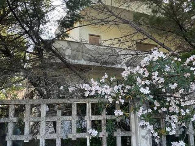 Villa in vendita a Mondragone CE