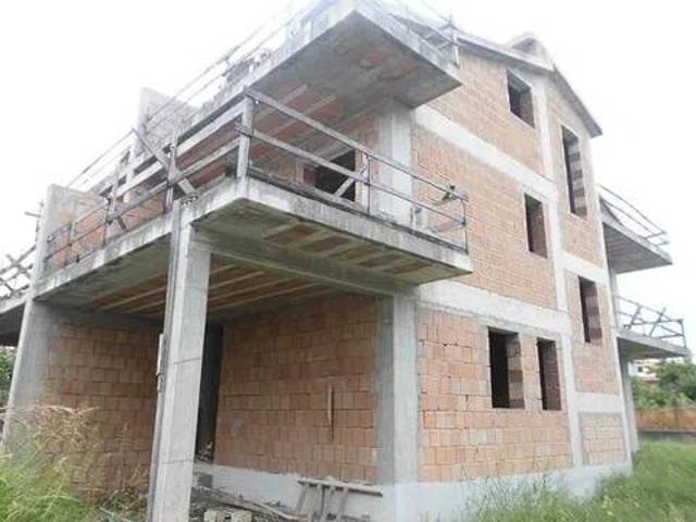 Villa in vendita a Mondragone CE