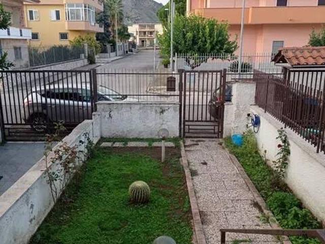 Villa in vendita a Mondragone CE