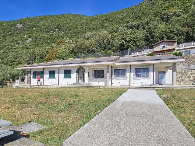 Villa in vendita a Moneglia GE