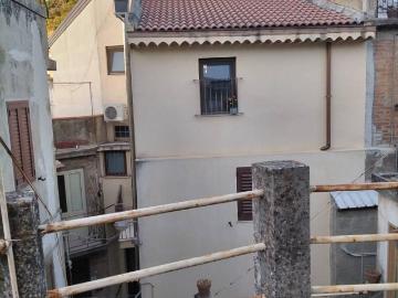 Villa in vendita a Monforte San Giorgio ME