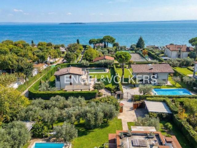 Villa in vendita a Moniga del Garda BS