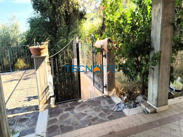 Villa in vendita a Monsampolo del Tronto AP