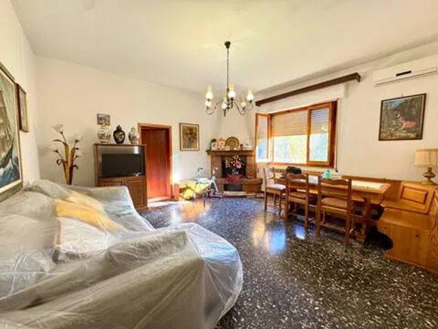 Villa in vendita a Monsummano Terme PT