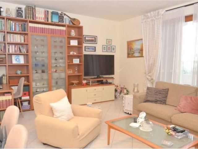 Villa in vendita a Monsummano Terme PT