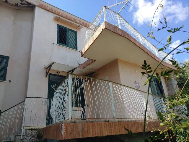 Villa in vendita a Monreale PA