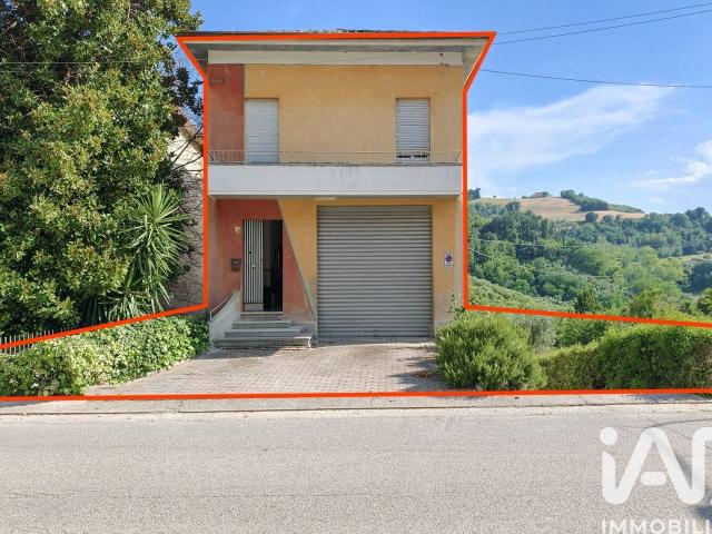 Villa in vendita a Montottone
