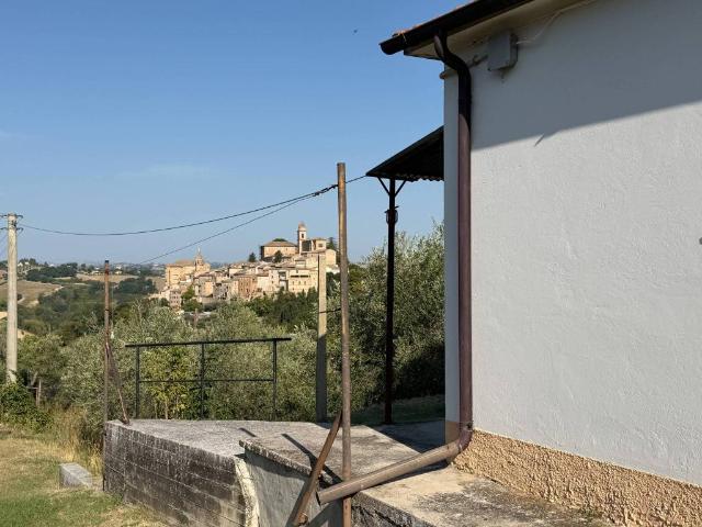 Villa in vendita a Montottone FM