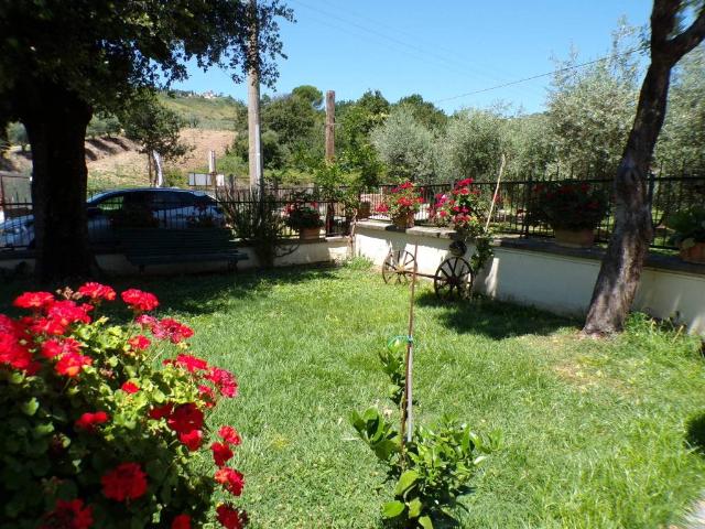 Villa in vendita a Montopoli di Sabina RI