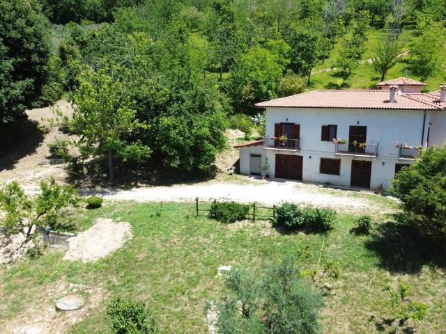 Villa in vendita a Montopoli di Sabina RI