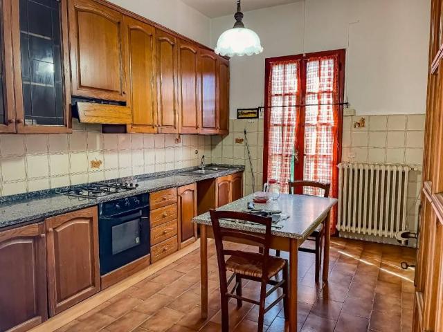 Villa in vendita a Montopoli in Val d'Arno PI